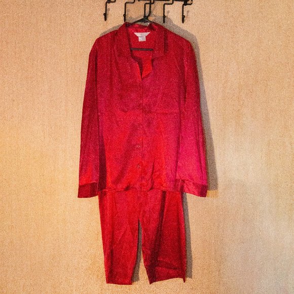 Gilligan & O’Malley Sleepwear Red Satin Long Sleeve Pajama Set, Size L GUC - Picture 1 of 4